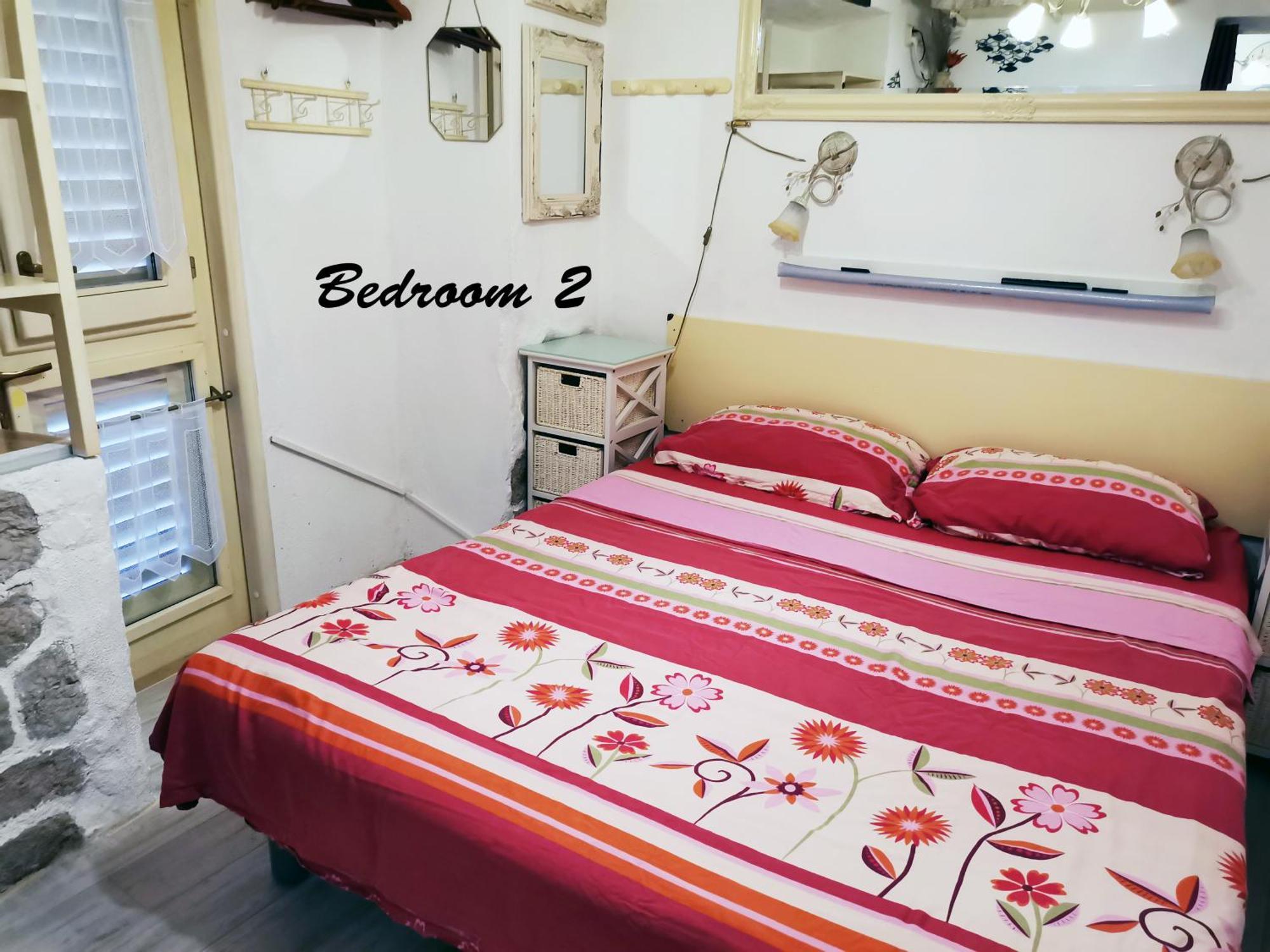 Apartment Alena With Terrace And Garden Center Jelsa Елса Экстерьер фото